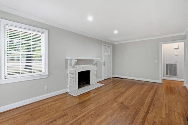 517 Chesterfield Ave, Nashville, TN 37212