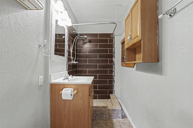 3408 E 4th Place, Tulsa, OK 74112