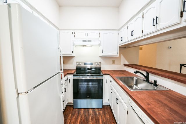 6404 Brook, San Antonio, TX 78240