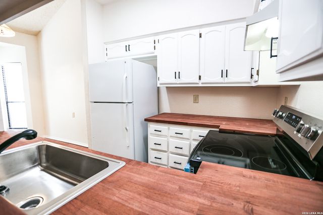 6404 Brook, San Antonio, TX 78240