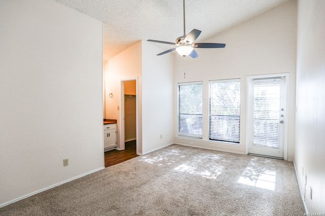 6404 Brook, San Antonio, TX 78240