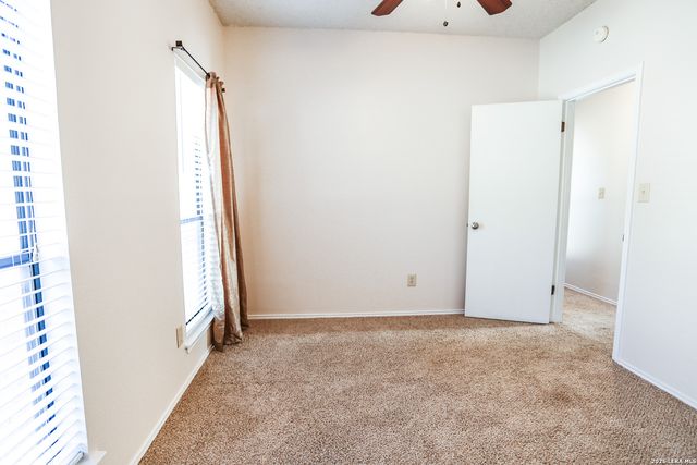 6404 Brook, San Antonio, TX 78240