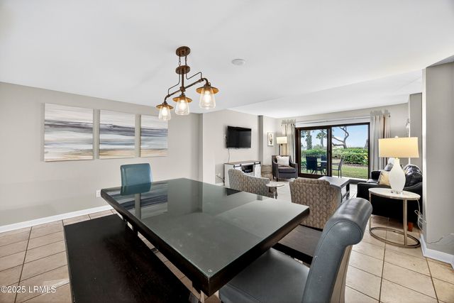 11 S Forest Beach Dr Apt 119, Hilton Head Island, SC 29928