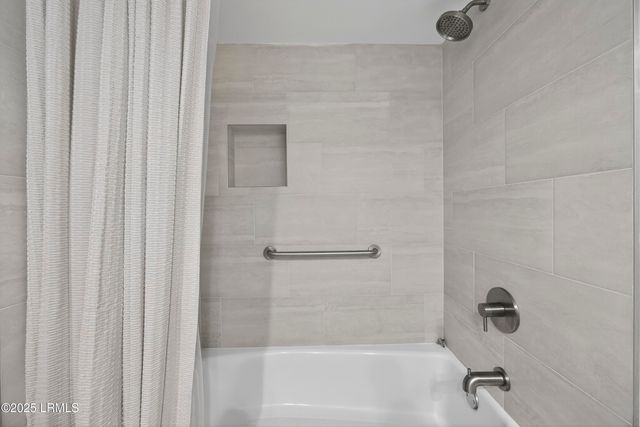 11 S Forest Beach Dr Apt 119, Hilton Head Island, SC 29928