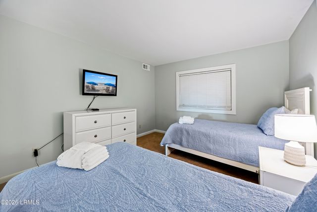 11 S Forest Beach Dr Apt 119, Hilton Head Island, SC 29928