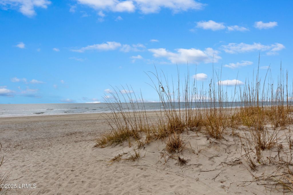 11 S Forest Beach Dr Apt 119, Hilton Head Island, SC 29928
