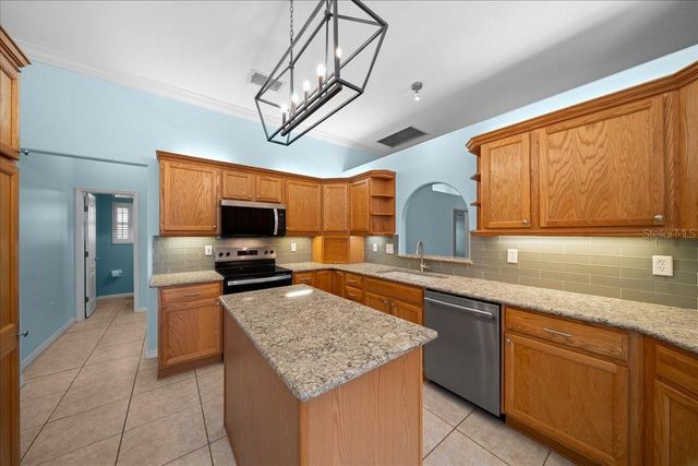 4014 NE 23RD PLACE, Ocala, FL 34470