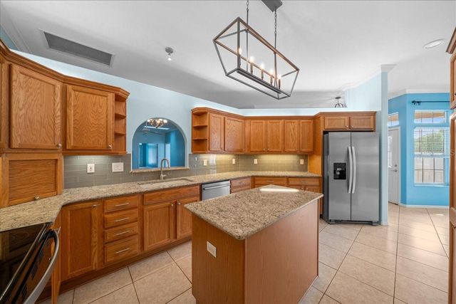 4014 NE 23RD PLACE, Ocala, FL 34470