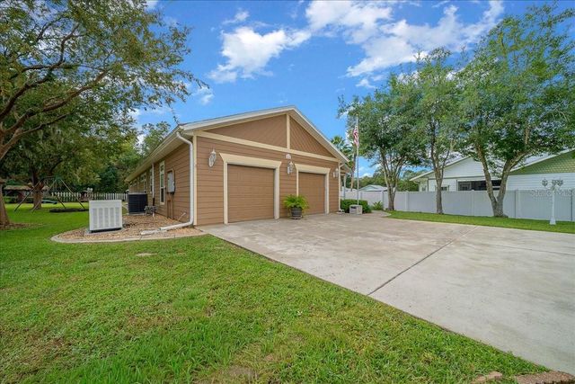 4014 NE 23RD PLACE, Ocala, FL 34470