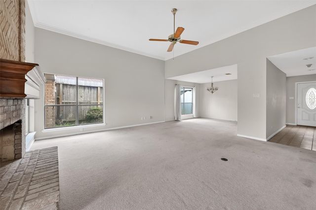 1838 Rock Fence Drive, Richmond, TX 77406