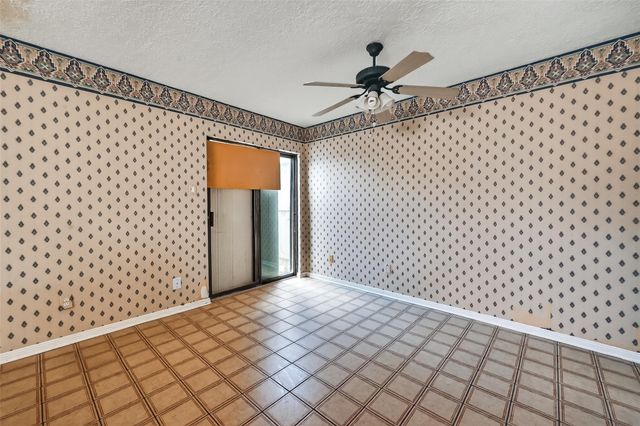 1838 Rock Fence Drive, Richmond, TX 77406