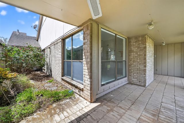 1838 Rock Fence Drive, Richmond, TX 77406