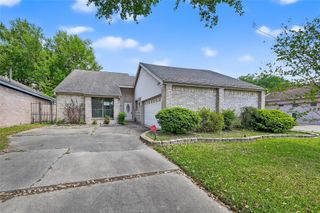 1838 Rock Fence Drive, Richmond, TX 77406