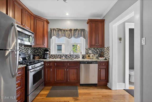 51 Cardinal Avenue, Albany, NY 12208