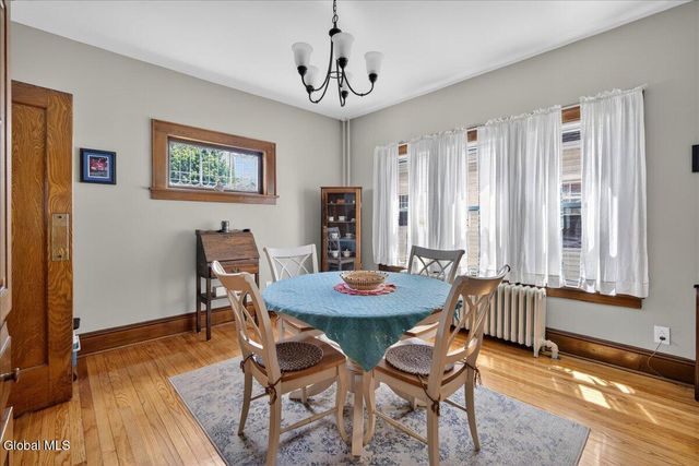 51 Cardinal Avenue, Albany, NY 12208