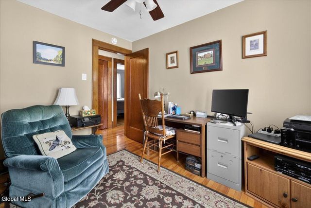 51 Cardinal Avenue, Albany, NY 12208