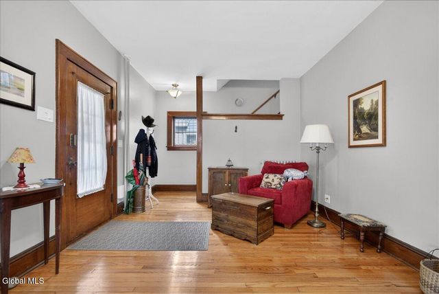 51 Cardinal Avenue, Albany, NY 12208