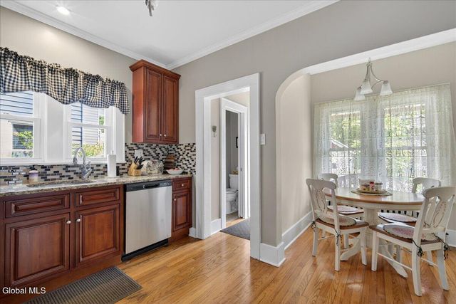 51 Cardinal Avenue, Albany, NY 12208