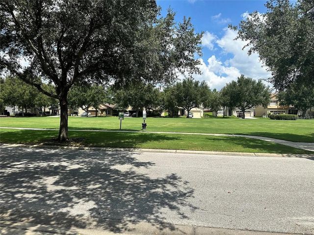 7232 SEEDPOD LOOP, Wesley Chapel, FL 33545