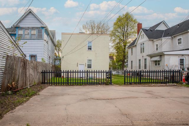 3327 Oakland Avenue, Minneapolis, MN 55407
