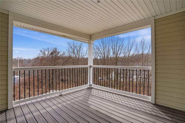 9 Joseph N Zenga Jr Boulevard 103, East Greenwich, RI 02818