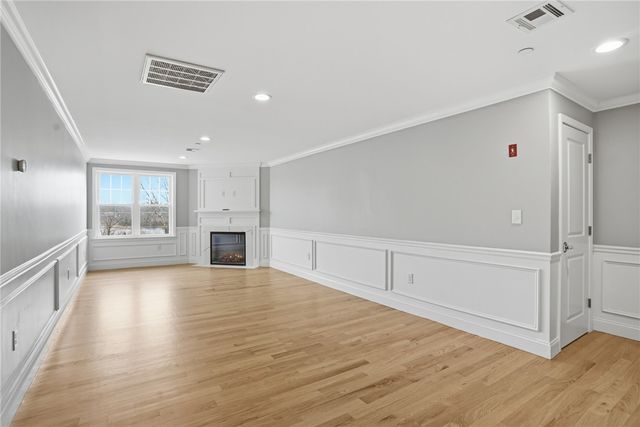 9 Joseph N Zenga Jr Boulevard 103, East Greenwich, RI 02818