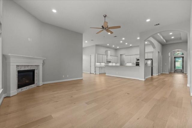 2420 Sky Harbor Lane, Friendswood, TX 77546