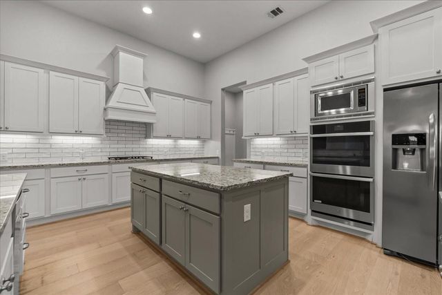 2420 Sky Harbor Lane, Friendswood, TX 77546
