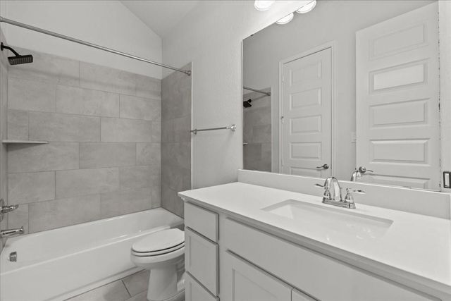 2420 Sky Harbor Lane, Friendswood, TX 77546
