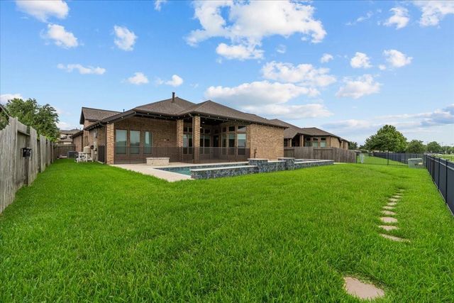 2420 Sky Harbor Lane, Friendswood, TX 77546
