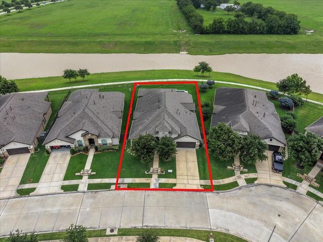 2420 Sky Harbor Lane, Friendswood, TX 77546