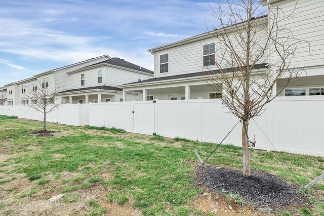 4316 Spyglass Dr, Murfreesboro, TN 37127