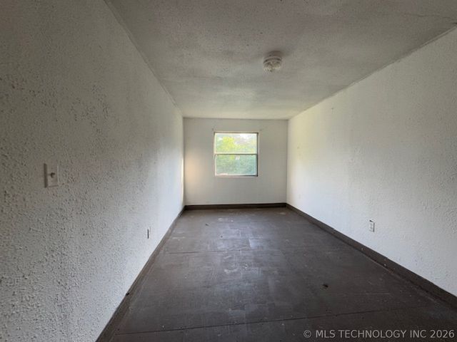 471778 E 779 Road, Stilwell, OK 74960