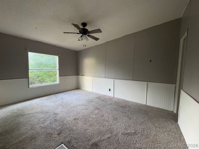 471778 E 779 Road, Stilwell, OK 74960