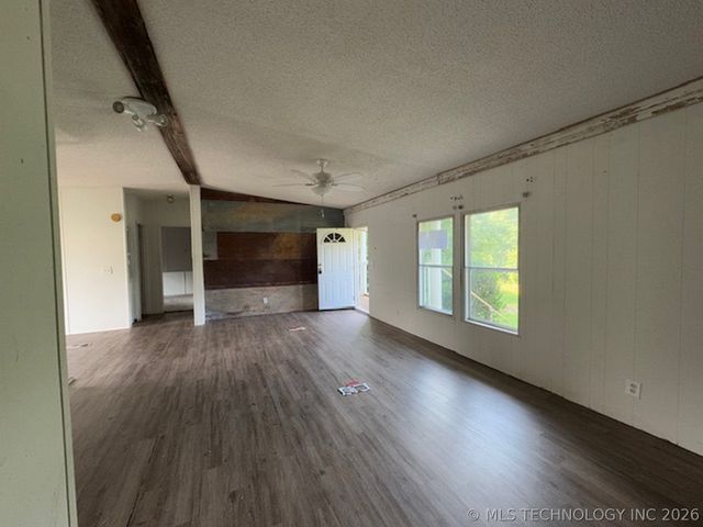 471778 E 779 Road, Stilwell, OK 74960