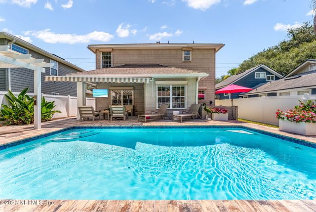 1120 20TH Street N, Jacksonville Beach, FL 32250