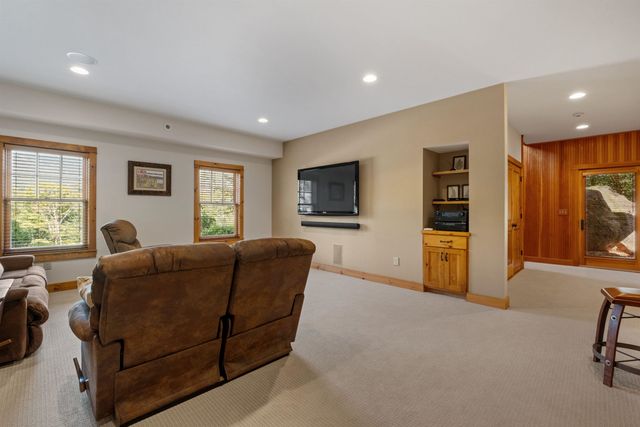 7 Hay Hill Road, Lincoln, NH 03251