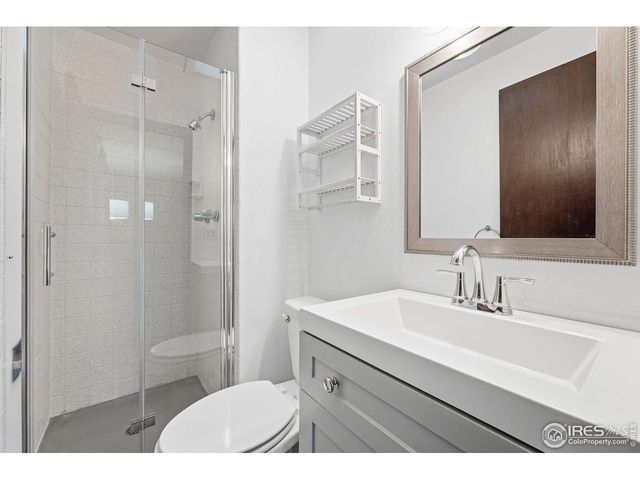 7240 Glacier View Rd, Longmont, CO 80503