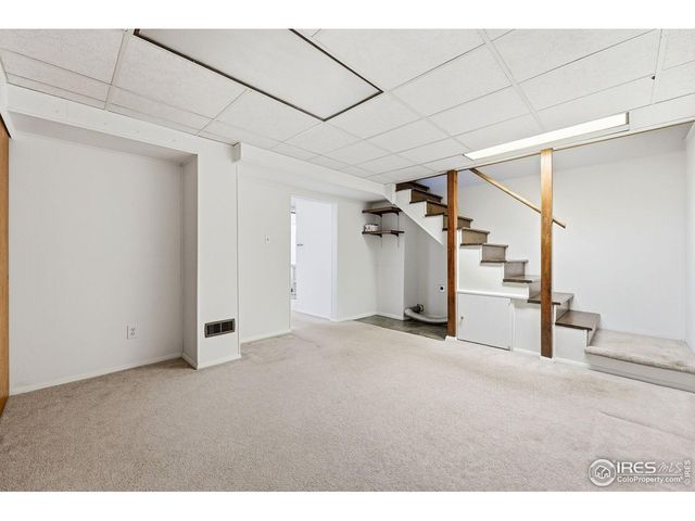 7240 Glacier View Rd, Longmont, CO 80503