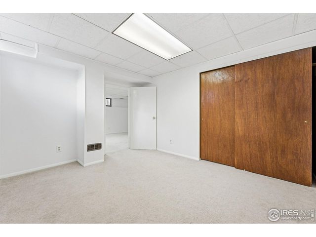 7240 Glacier View Rd, Longmont, CO 80503