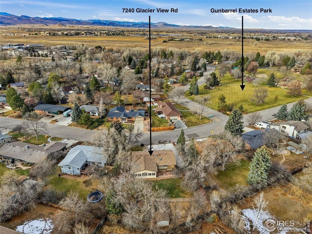 7240 Glacier View Rd, Longmont, CO 80503
