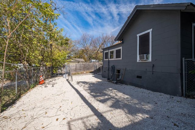 1154 Alamo ST, Austin, TX 78702