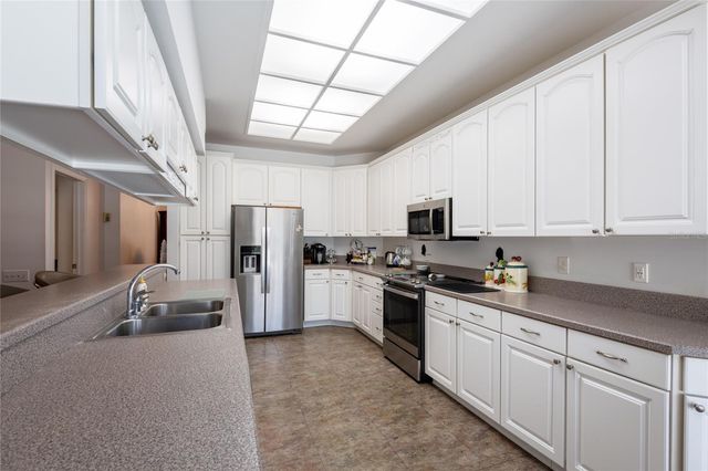 690 WEATHERSFIELD DRIVE, Dunedin, FL 34698
