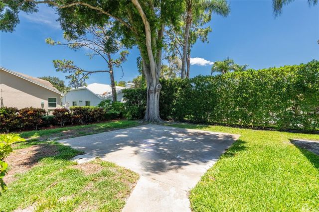 690 WEATHERSFIELD DRIVE, Dunedin, FL 34698