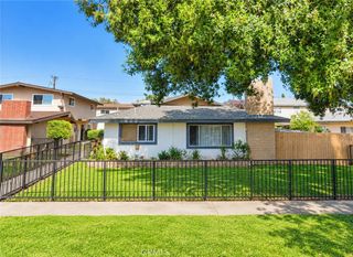 1617 Cedar, Santa Ana, CA 92707