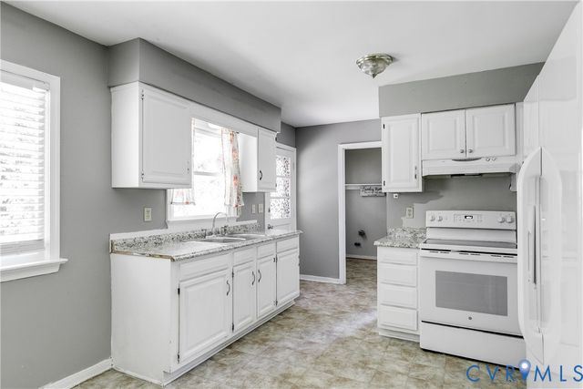 2712 Puckett Ct, Chesterfield, VA 23112