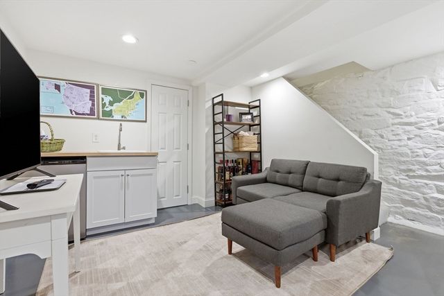 38 Bartlett Street, Boston, MA 02129