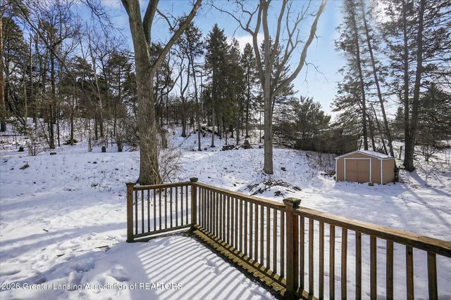 2216 River Court, Lansing, MI 48917