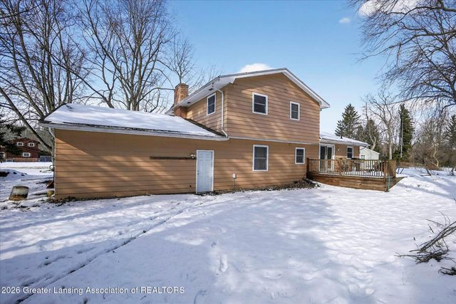 2216 River Court, Lansing, MI 48917