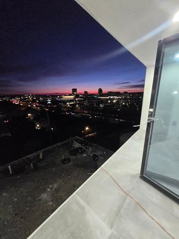 47 Laurel St 47, Worcester, MA 01605